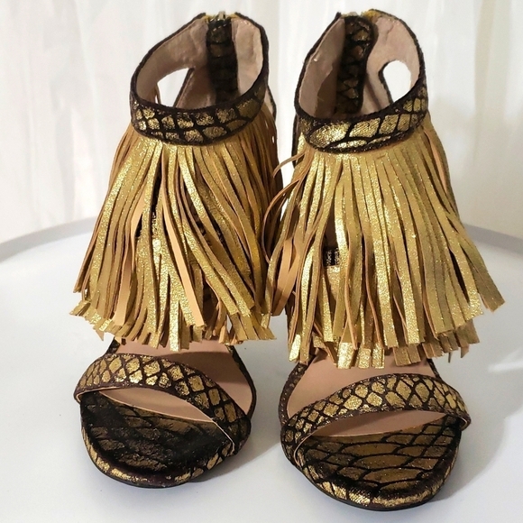 bebe Shoes - Bebe black and Gold Heels size 6